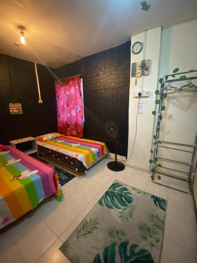Pesona Backpackers Inn Kota Bharu Kültér fotó